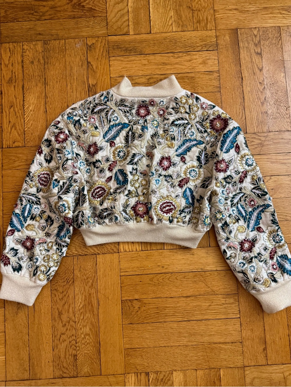 Alice + Olivia
ODIE EMBELLISHED BOMBER - Picture 12 of 16